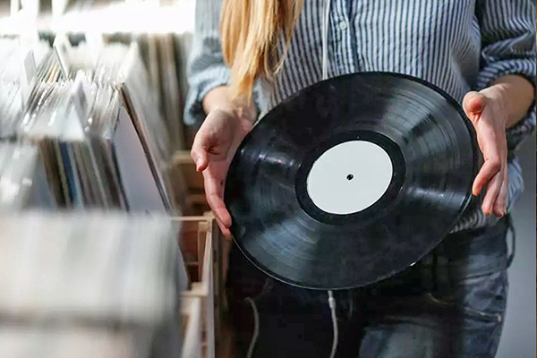 eski plak alan yerler